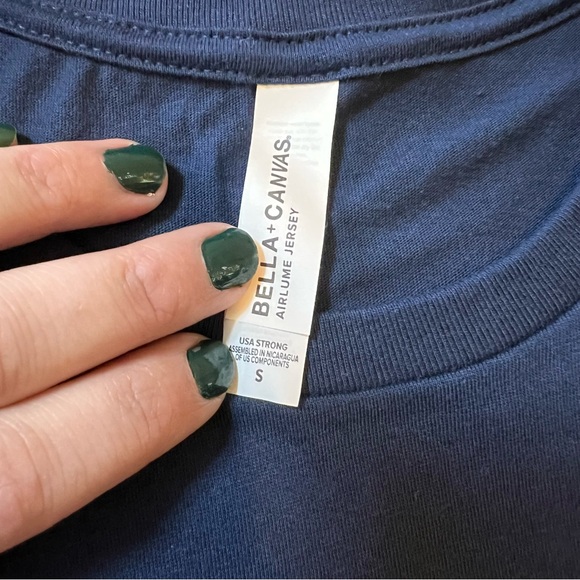 Small Squirrel Fox Shirt - Picture 4 of 5